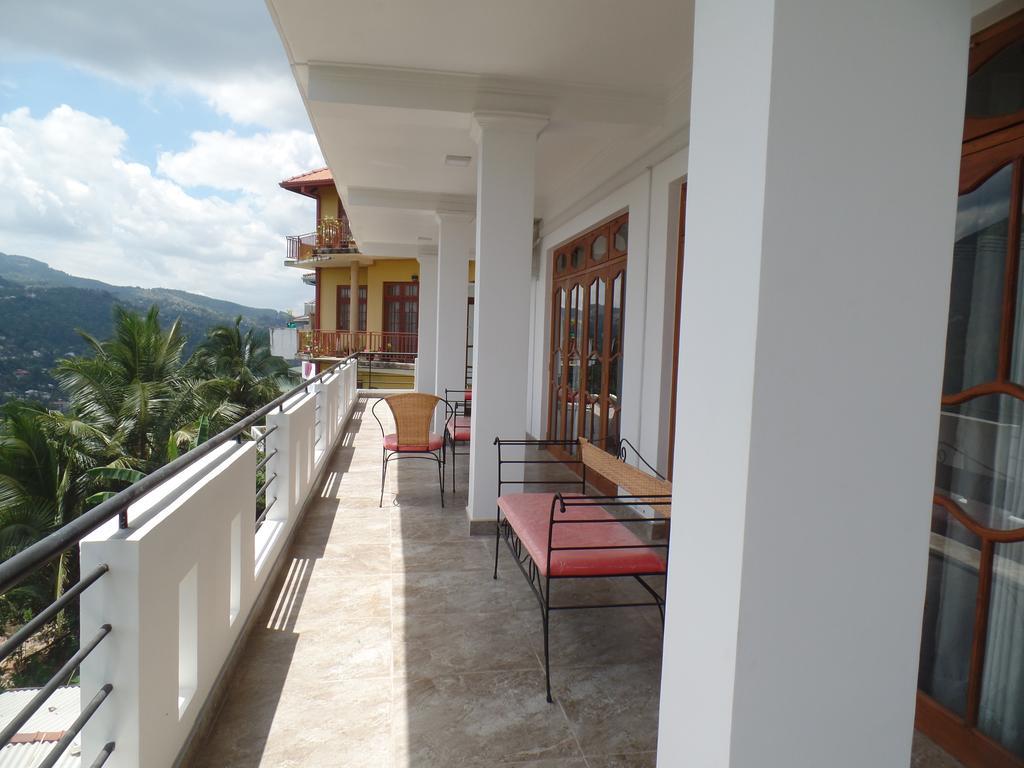 Kandyan Bluestar Villa 외부 사진