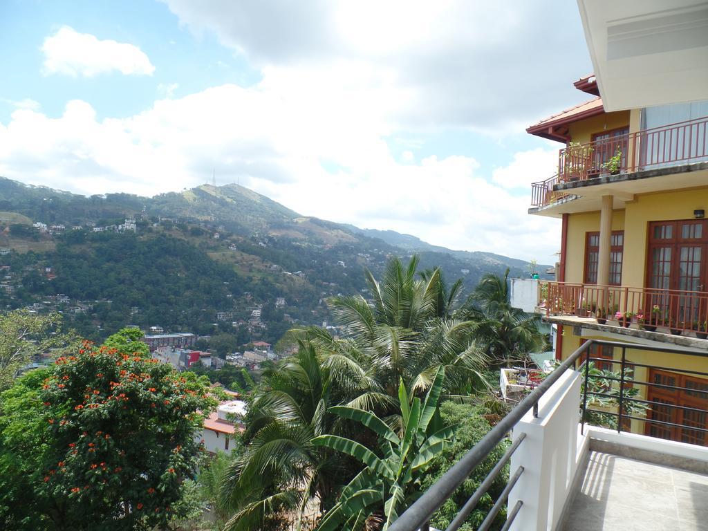 Kandyan Bluestar Villa 외부 사진