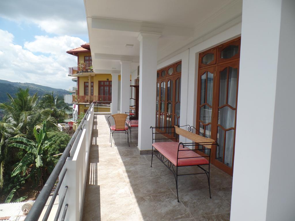 Kandyan Bluestar Villa 외부 사진