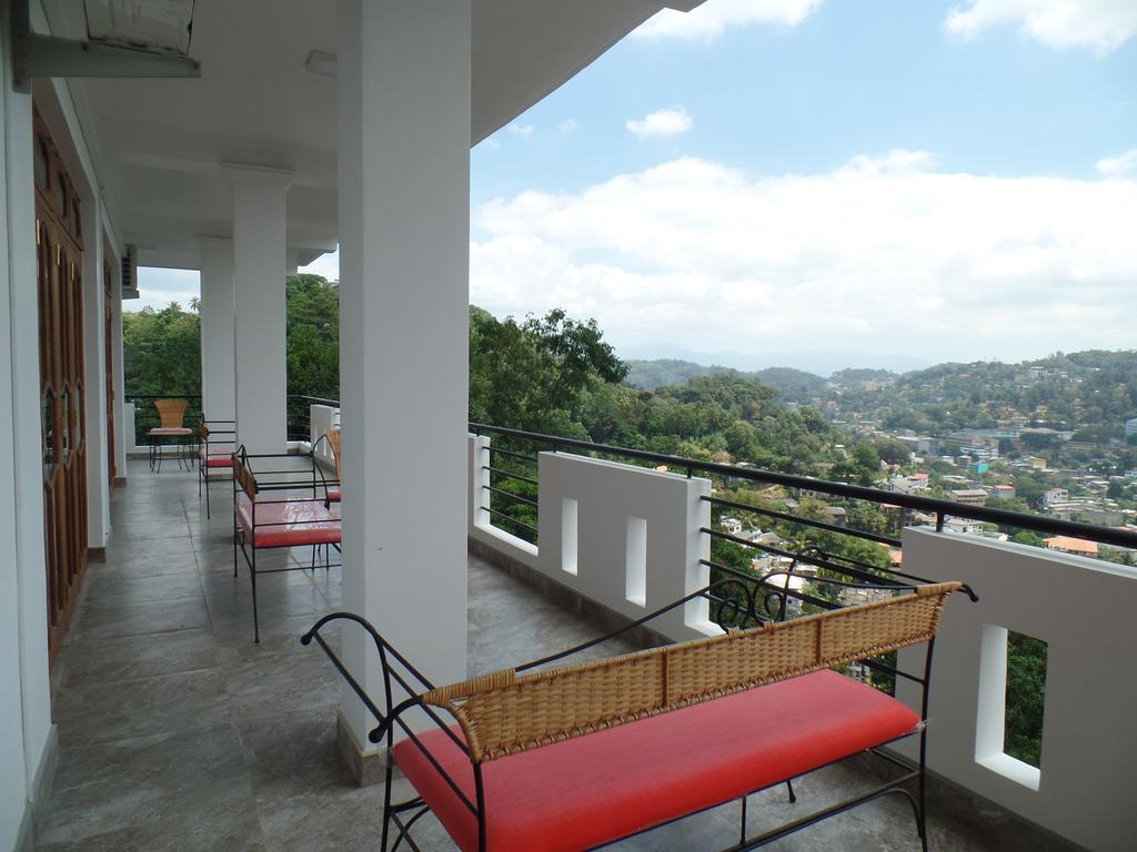 Kandyan Bluestar Villa 외부 사진