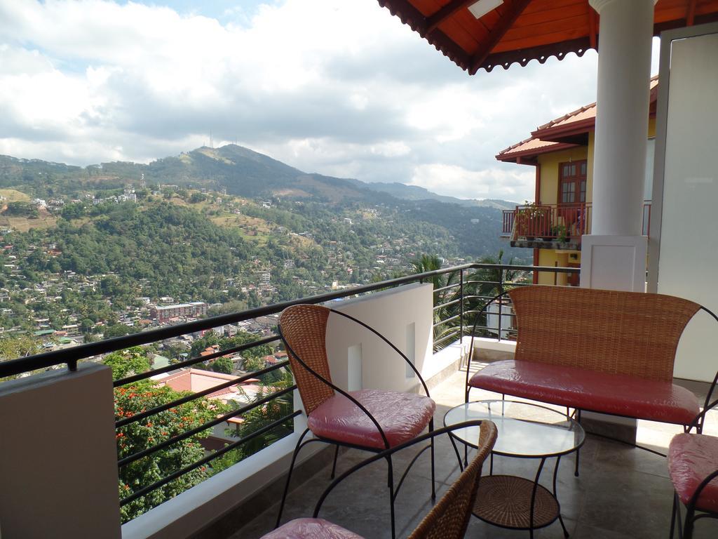 Kandyan Bluestar Villa 외부 사진