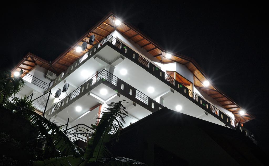 Kandyan Bluestar Villa 외부 사진