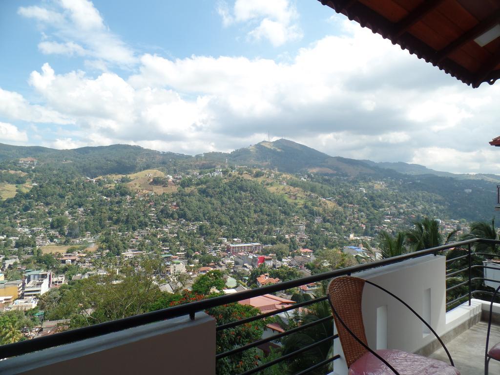 Kandyan Bluestar Villa 외부 사진
